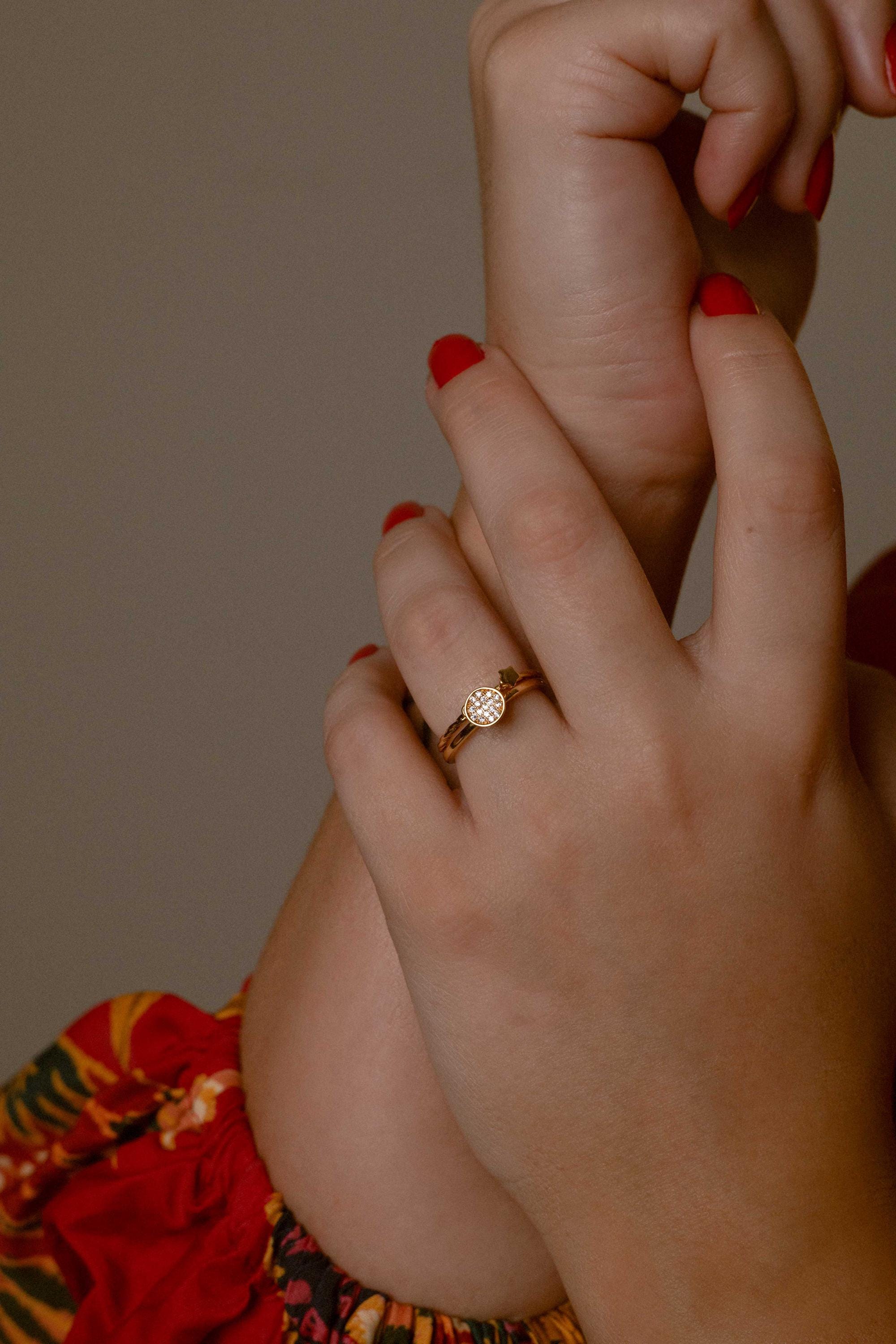 Loon Concept Dainty Zirconia Ring Bundle - Minimalist Collection with Delicate Design