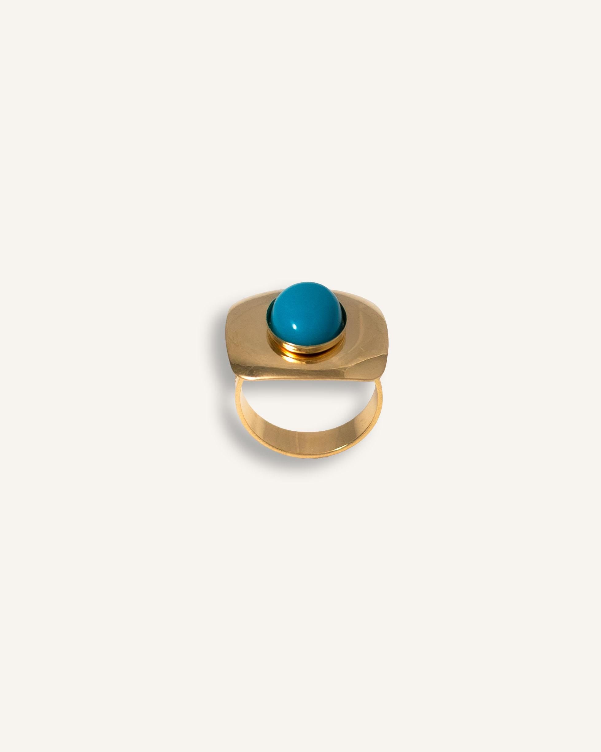 Statement Ring gold plated – Bold Turquoise Oval Adjustable Ring | Retro Style by Loon Concept