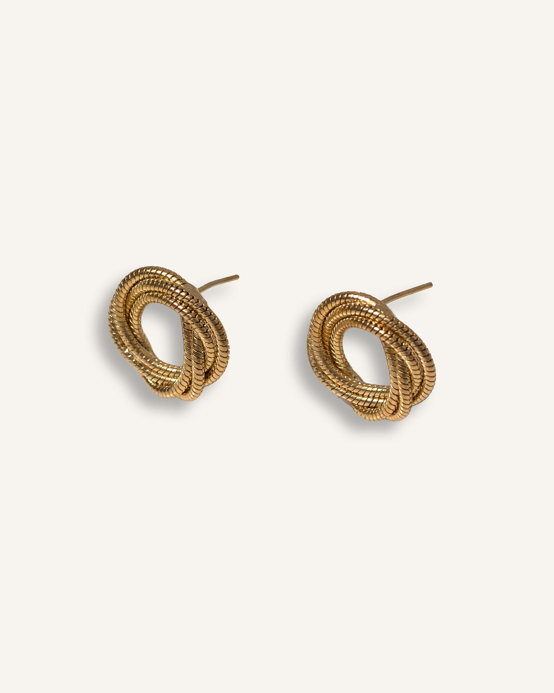 Knot Earrings gold plated – Textured Retro Studs | Vintage Inspired Statement Jewelry by Loon Concept