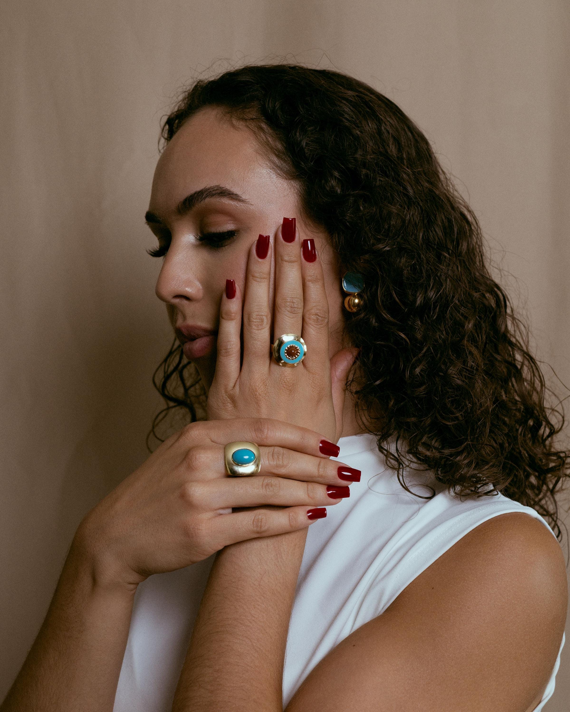 Statement Ring gold plated – Bold Turquoise Oval Adjustable Ring | Retro Style by Loon Concept