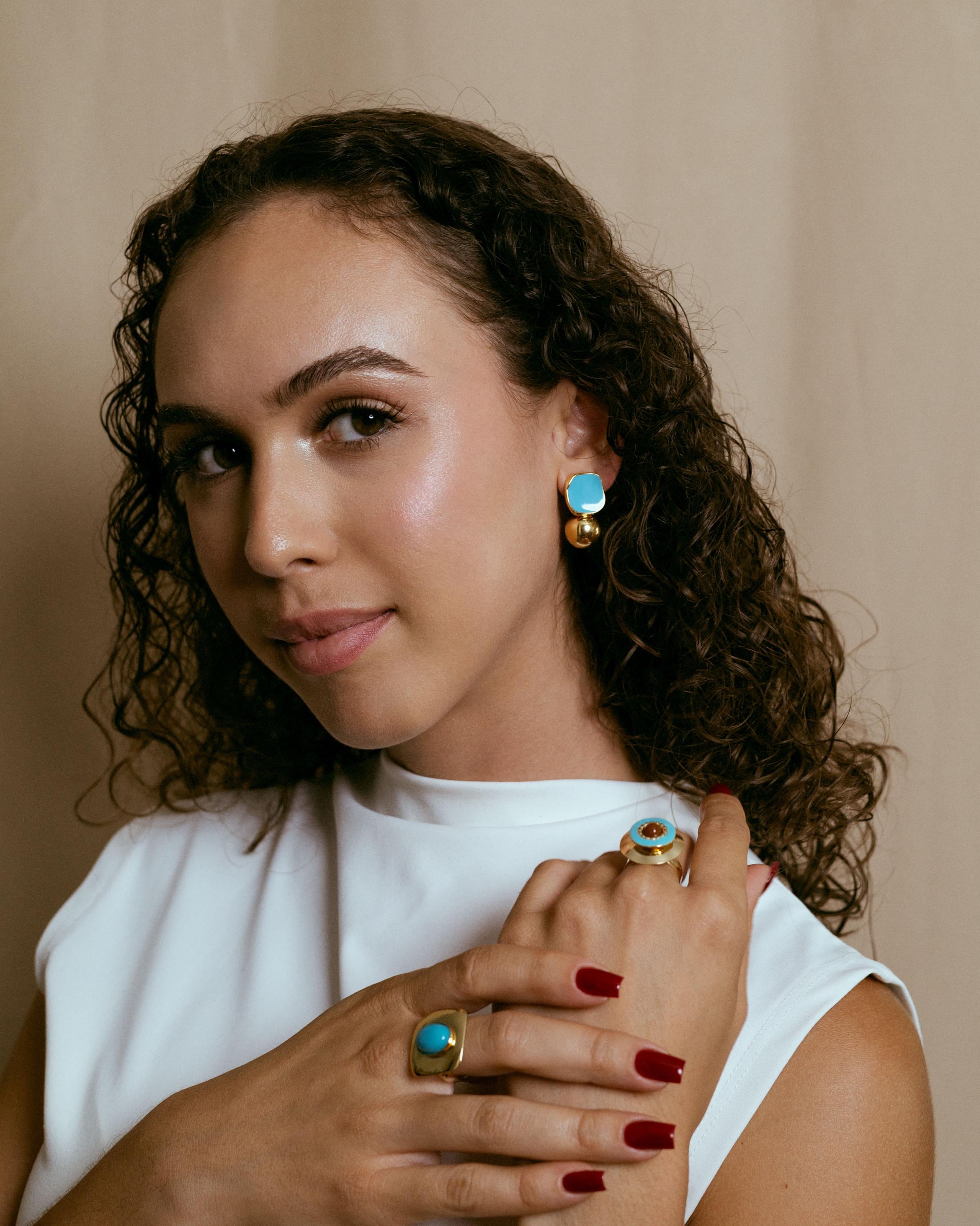 Statement Ring gold plated – Bold Turquoise Oval Adjustable Ring | Retro Style by Loon Concept