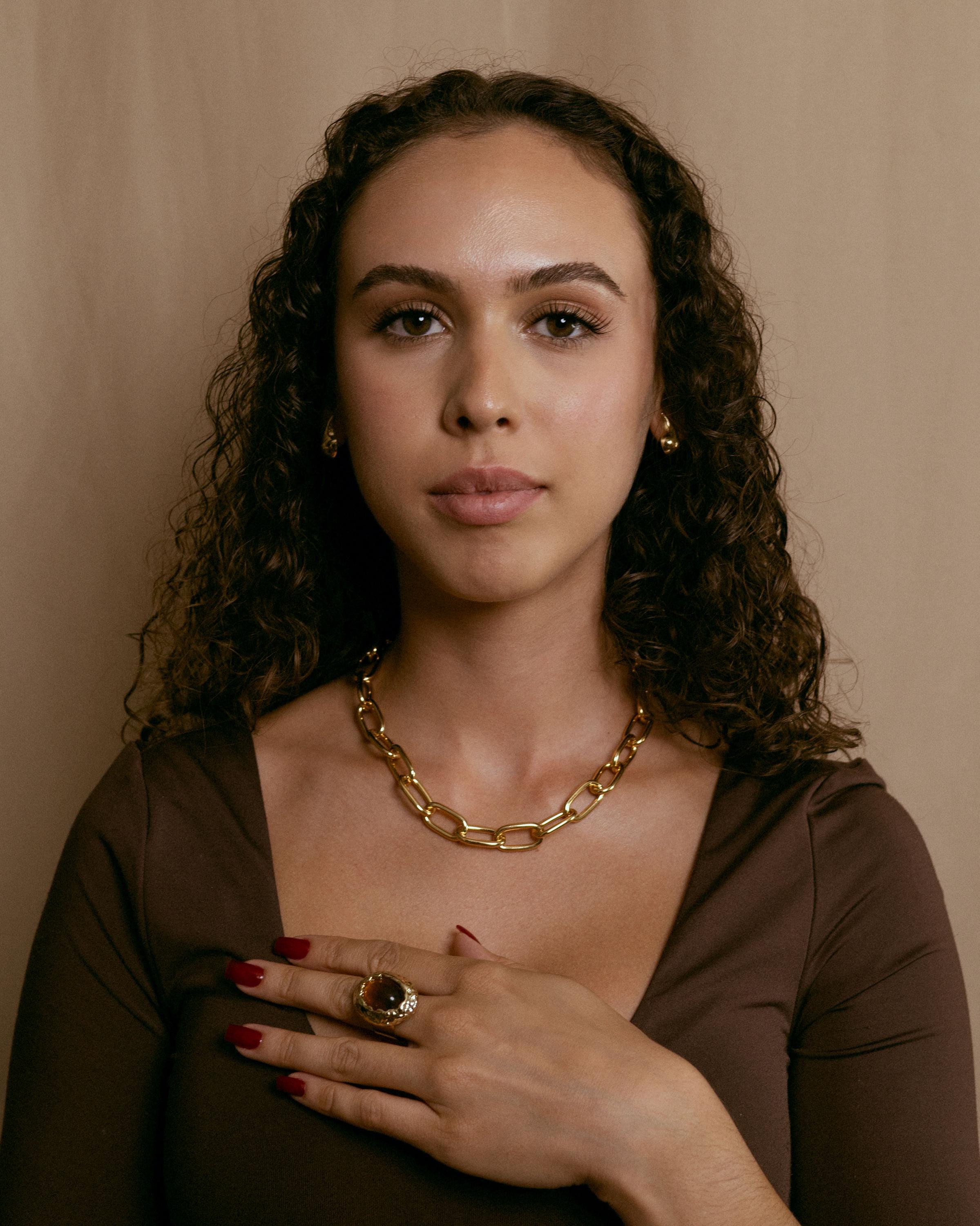 Statement Ring gold plated – Textured Chunky Adjustable Ring with Amber-Toned Gemstone | by Loon Concept