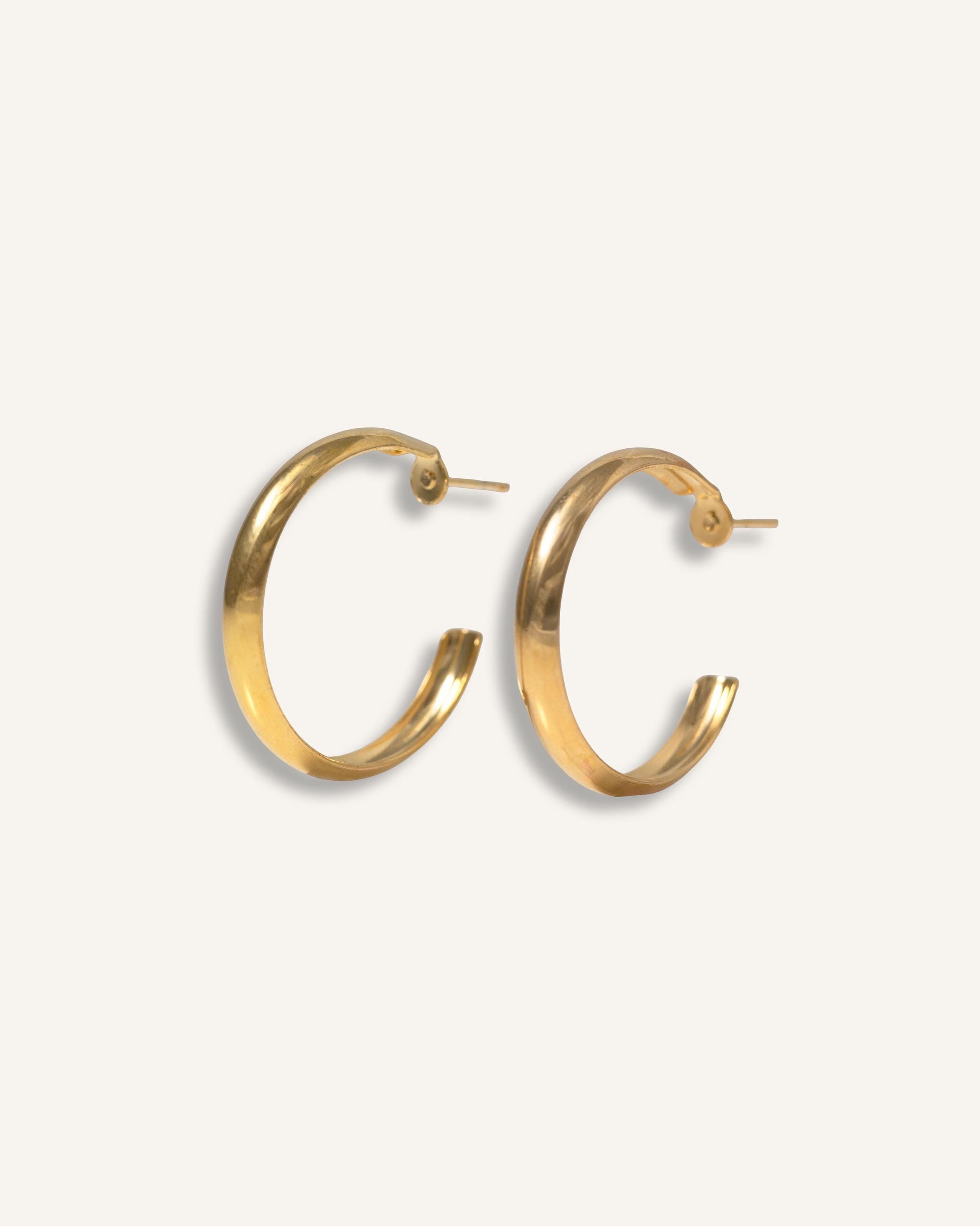 Double Hoop Earrings gold plated – Classic Chunky Hoops | Modern Everyday Jewelry by Loon Concept