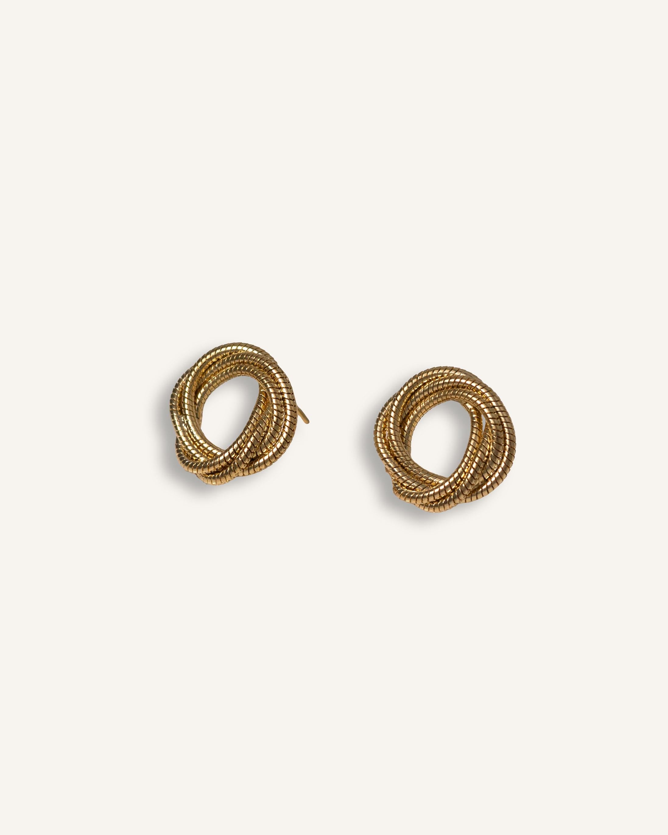 Knot Earrings gold plated – Textured Retro Studs | Vintage Inspired Statement Jewelry by Loon Concept