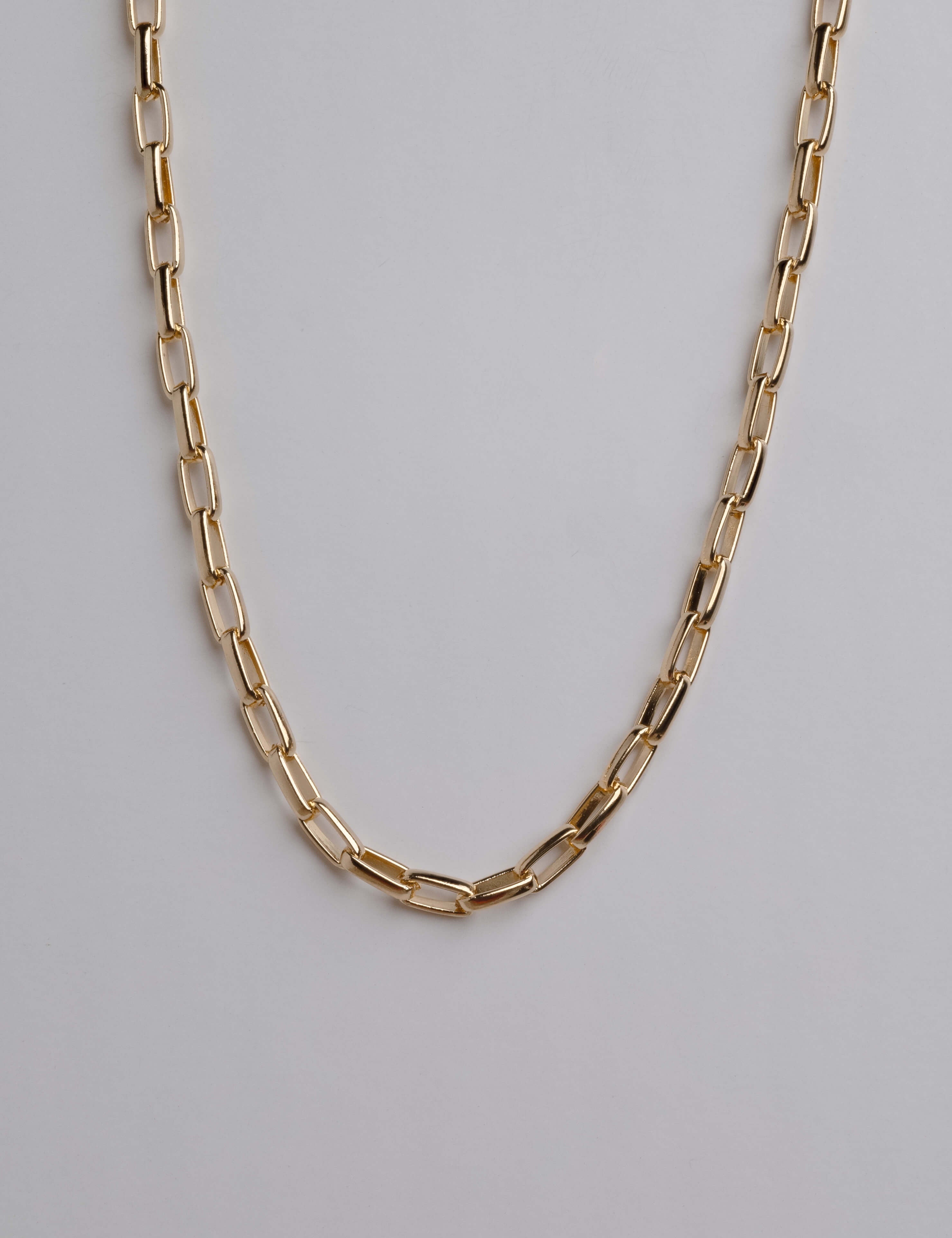 Chunky gold chain necklace with interlinked 18K gold plated links, bold statement jewelry piece